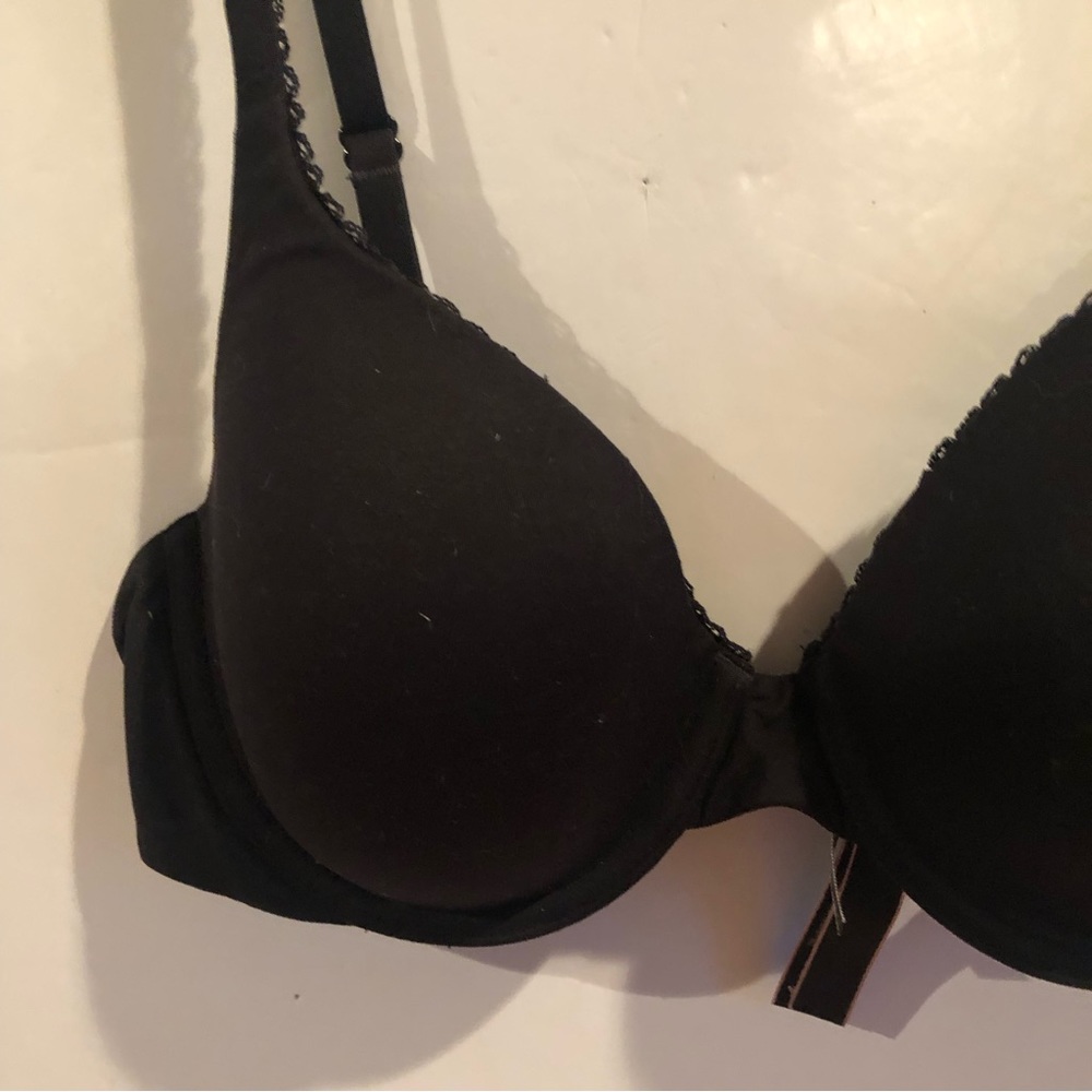 VICTORIA’S SECRET Black Body by Victoria Lined Perfect Coverage BRA 34C - Picture 2 of 6